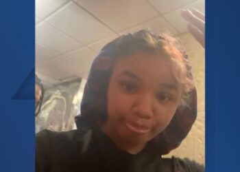 Kansas City, Missouri, police ask for help to find a missing teenager girl